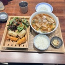 大学路ひとりご飯　ベトナム料理「ハイクァン（HAI QUAN）大学路店」　ソンシギョン님『먹을텐데（食べるのに）』　하이콴 대학로점