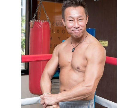 元プロボクサー薬師寺保栄さん 筋トレ重ねマッチョマンに みんみん芸速 W