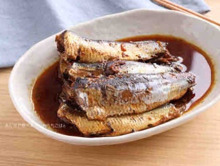 骨まで食べられるイワシの梅煮の作り方【圧力鍋レシピ】