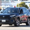 覆面パトカーの“脱セダン”が加速? 街に馴染みすぎる「ステルス性抜群のクルマ」とは