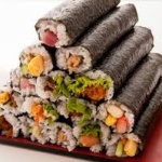 「恵方巻き」が社会問題化　売れ残り、大量廃棄される　