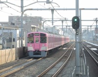 『西武鉄道30000系“微笑み電車”に卵キャラクターラッピング登場　9000系廃車　ほか』の画像