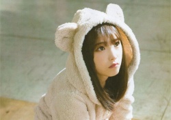 【画像】与田祐希、ピチピチ生足×太ももが堪らない画像がこちらｗｗｗ