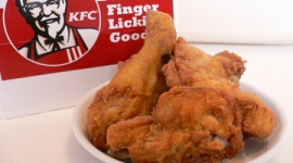 ケンタッキーフライドチキン、1億3900万円の営業赤字