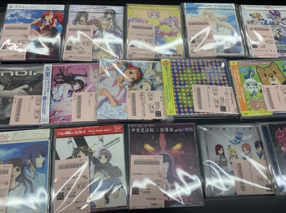 ハレ晴レユカイ/甲賀忍法帖/空色デイズ/だんご大家族/空耳ケーキ など!アニメ主題歌・サントラ400枚弱入荷!!!10/28(火)中古入荷CD情報!