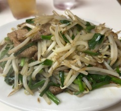 八龍（横浜・反町）の「レバニラ炒めと餃子、タンメン」