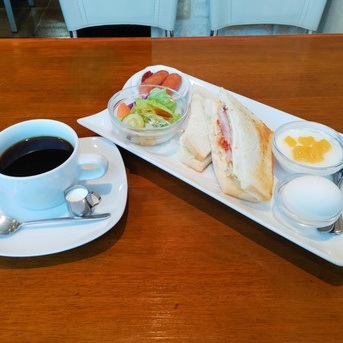 春日井駅近くのビジネスホテル1階にある喫茶店で豪華モーニング/ CAFE REST New Valley