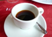 取引先「ここの喫茶店の珈琲は豆が違うんだ」彡(ﾟ)(ﾟ)「はぇ～」
