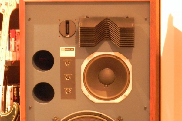 ベルニョロ JBL 4344 アルニコを凌ぐキレと伸び クロスエッジ特別仕様