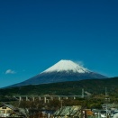 ワイ「富士山の自販機は高い」 バカ「輸送費が～人件費が～」