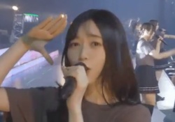 【神GIF】北川悠理ちゃん何があった？ガチで可愛くね？？？