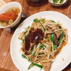 男の昼ごはん