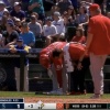 大谷翔平が相手投手と交錯　左足を踏まれ苦悶の表情を浮かべる