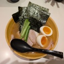 【東京都・丸の内】家系ラーメン 革新家 TOKYO　革新家スペシャル