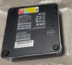5000円程で新しくNUCを新調 Intel NUC7i5DN