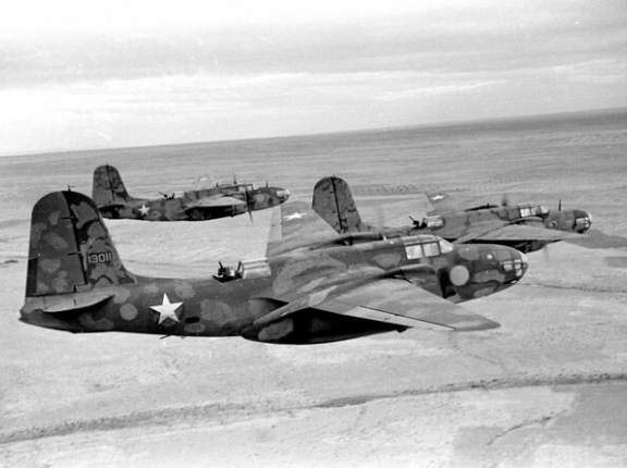 アメリカ陸軍航空軍のA-20Bハボック攻撃機がチュニジアで枢軸軍陣地を攻撃！