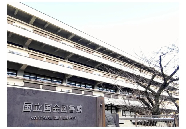 国立図書館「PSのゲームがプレイ可能！」 →利用者は2年間で16件と低迷