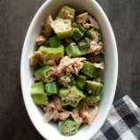 『無限オクラ【レシピ2359】#お弁当 #お弁当おかず #簡単レシピ #時短料理 #レンチン #電子レンジ料理 #レシピ #おかず #節約レシピ #オクラ #ツナ #めんつゆ #ごま油』の画像