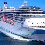 【必死すぎ】中国クルーズ船、沖縄着岸見送り→乗客の下船キャンセル→宮古島の港で停泊後に出港へ