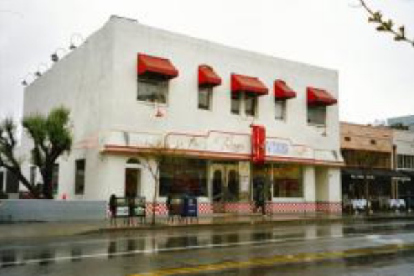 ２代目ピーチピット 海外ドラマと映画ロケ地ガイド