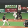 日ハム近藤、フェンス最上段に当たる勝ち越しのタイムリーツーベース！