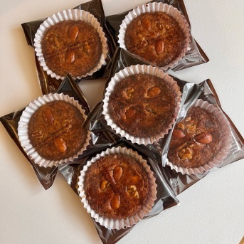 素朴だけれどおいしい焼き菓子、ただ今セールです