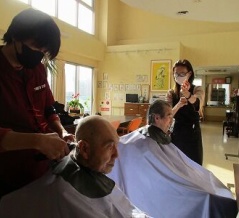 理美容　【ひびきのもり】