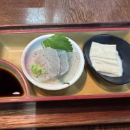 引き寄せられて大正解！　地鶏たっぷり釜めしと旨味うどん〜大分九重　春日うどん〜
