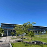 『【奈良市】奈良県を代表する大型図書館・奈良県立図書情報館と学問の神様・菅原道真公が祀られた天満神社』の画像