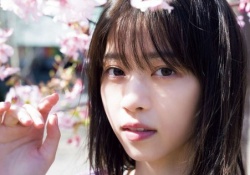 【綺麗】西野七瀬、桜とともに写るはかなげな表情が良い・・・