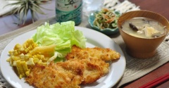 30年前からずっと作り続けているペラペラチキンカツで晩ごはん