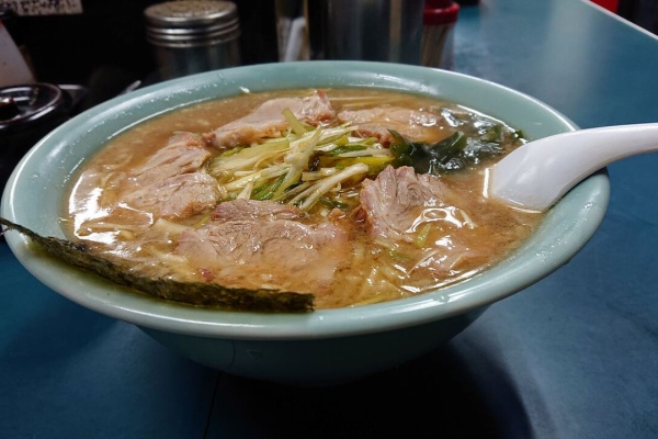 不羈奔放 フリーダムなラーメンを主体とした記録 ラーメンショップみつわ台店