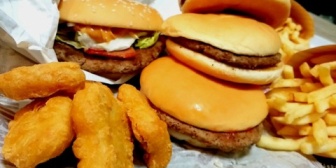 先日離婚しました！元嫁は洗濯と夕食しかしなかったな…夕食はファストフードも多かった…