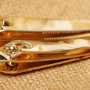 アメリカ　爪切りの小さな穴は何のためにあるのでしょうか