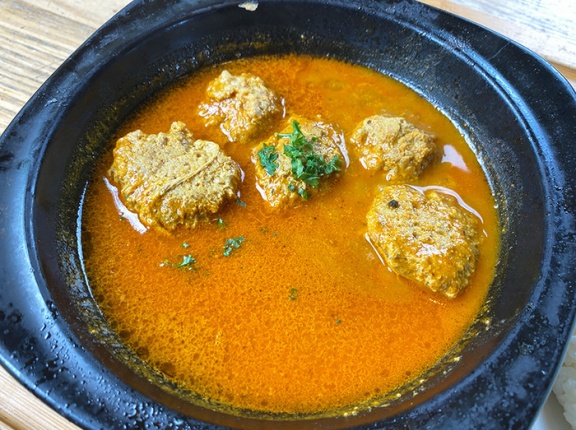 お久しぶりのカレー専門店！函館市中島町「LAMB'S EAR（ラムズイヤー）」