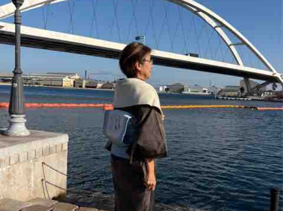 カシミアのストールと泥大島紬