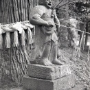 下野八幡神社石造仁王立像