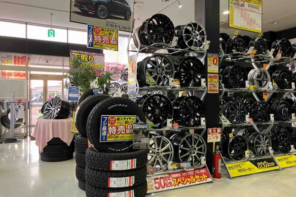 日産ノートe 12 使い勝手と車中泊への道