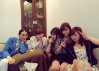 【AKB48】2期生の5人が集まる！小野恵令奈の姿が！