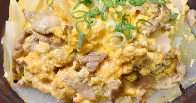 よく煮て柔らかく♪豚肉と大根の卵とじ丼