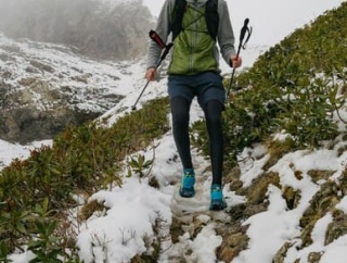 【トレラン】AdvSkin新モデルへ買い替えたが重い荷物詰めるとかなり揺れる