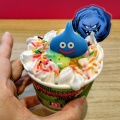 サーティワンのドラクエサンデーと蒙古タンメン中本へ。