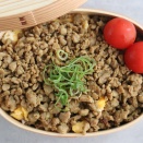 わけあってカレーそぼろ弁当とハローキティ