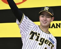下村海翔、打者10人に対して38球を投じて被2安打！！！