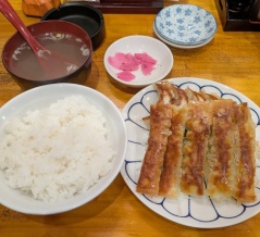 船堀「藤井屋」バリバリ餃子のミックス定食