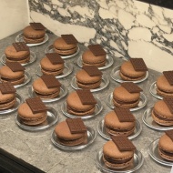ヒルトン京都で甘美な秋を満喫！約25種の極上スイーツが集う「チョコレートの森」ビュッフェ開催