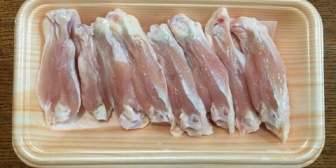【どうしよう】鶏胸肉を買ったつもりが、帰って冷蔵庫に入れたら手羽元だった…