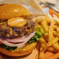 【警告】「父親がどれほどジャンクフードを食べているか」が胎児の発育に影響を与えている可能性