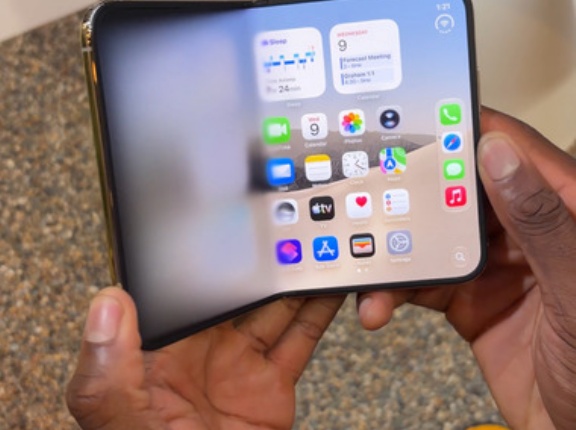 【動画】iPhone Duoの開閉アニメーションすごいね