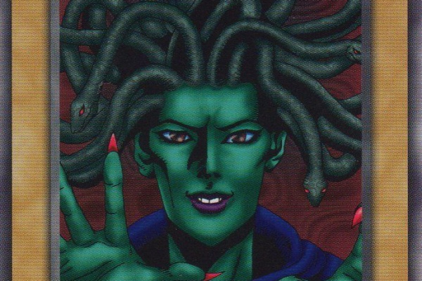 メデューサの亡霊 : 1枚のカードから始まる宇宙